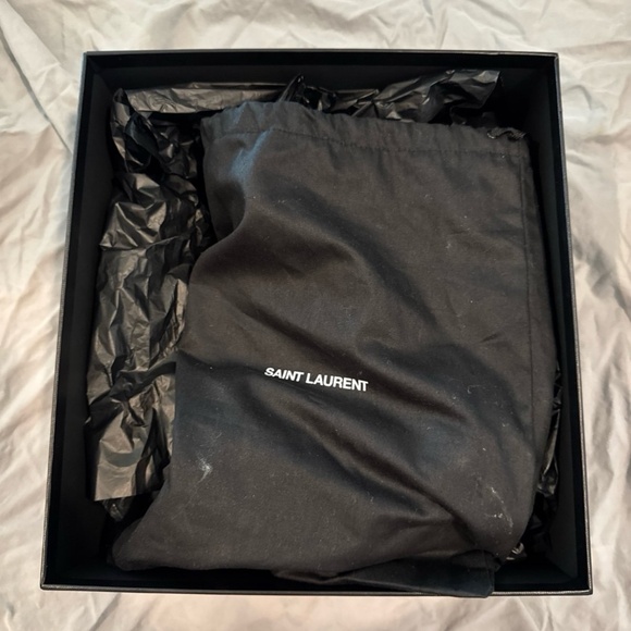 YSL heels - Picture 4 of 10